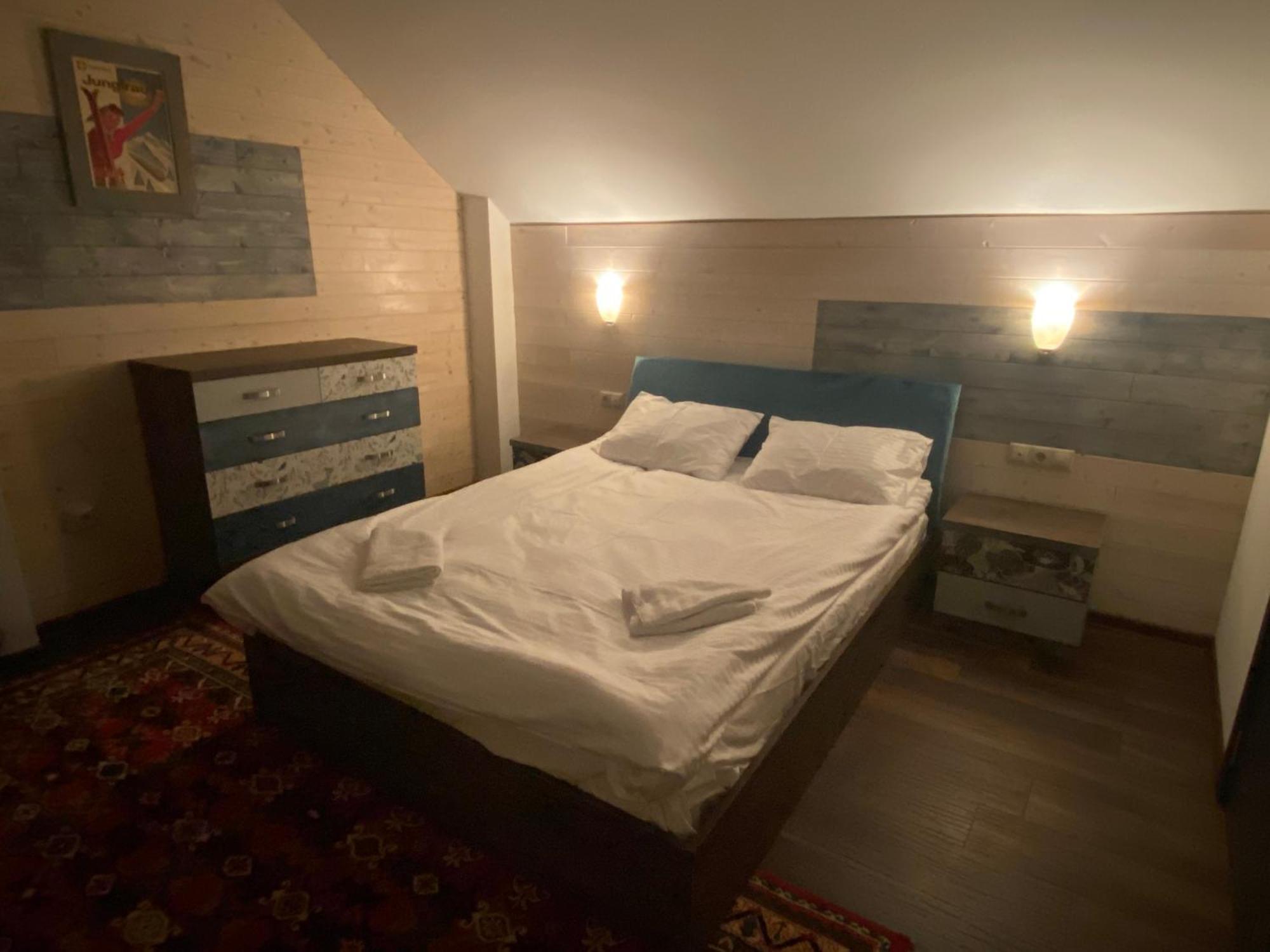 Mountain Cricket Chalets And Apartments Gudauri Rum bild