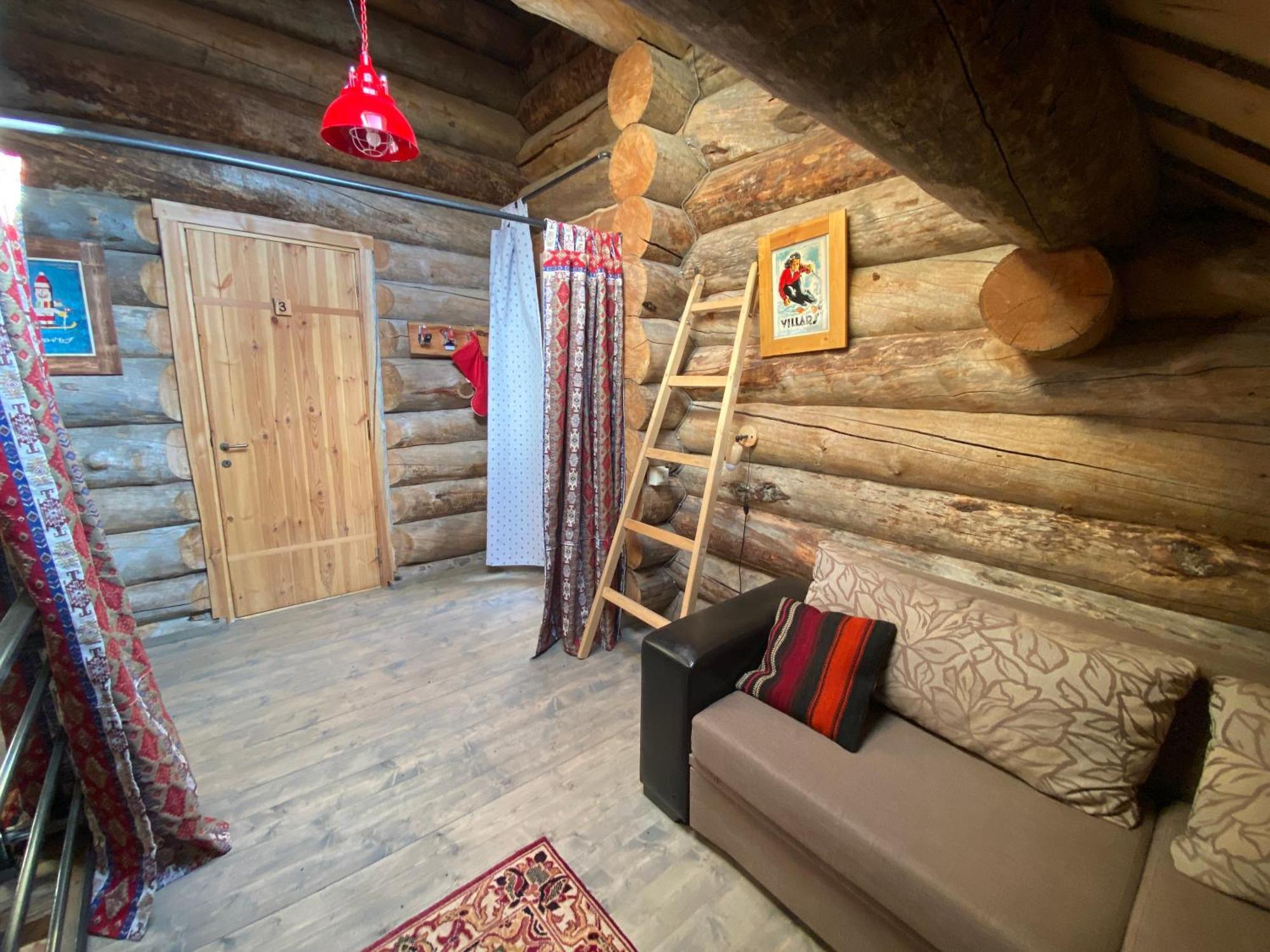 Mountain Cricket Chalets And Apartments Gudauri Rum bild